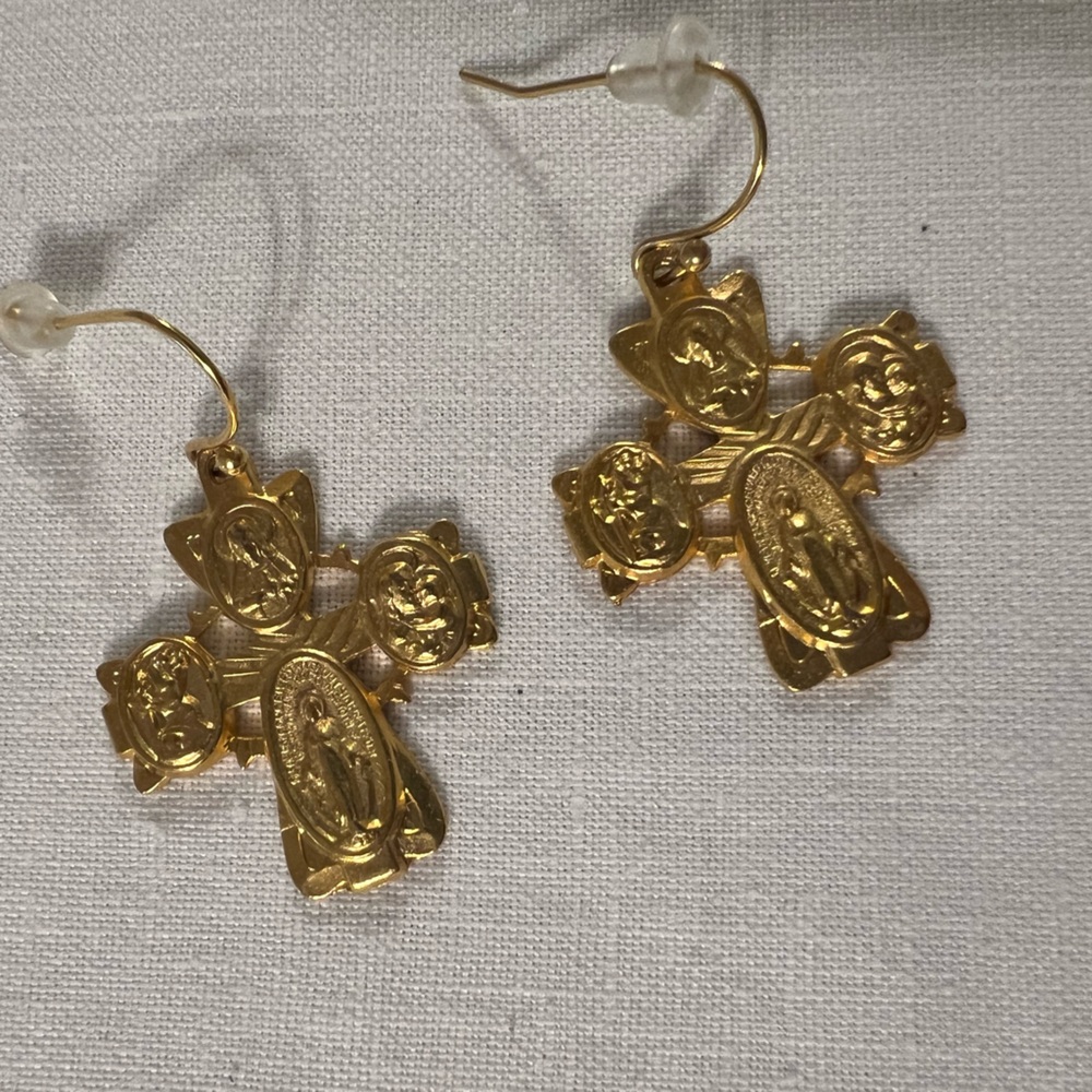 Designer Susan Shaw Gold Drop Earrings